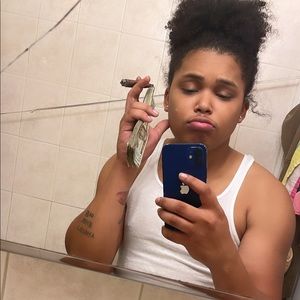 Meet your Posher, Nicolas